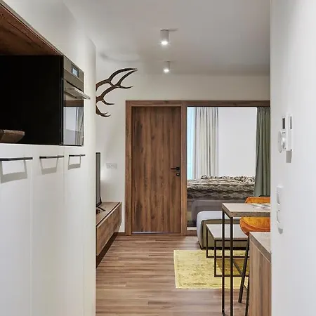 Hrebienok Mountain Stary Smokovec Daire Vysoké Tatry